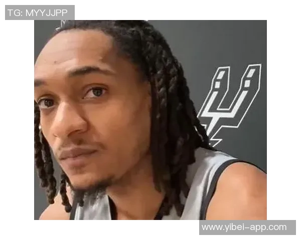 卡秃怒斥裁判判罚不公瓦塞尔手部接触并非犯规真相揭晓