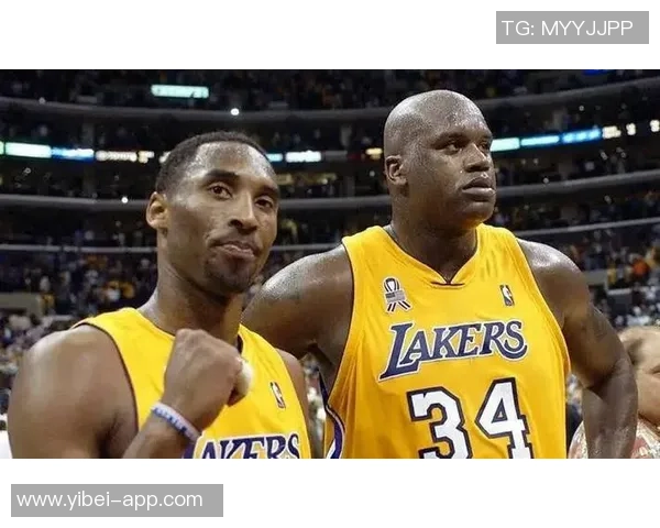 科比亲穿24号球衣拍出889万美元创纪录06年仅售10000美元